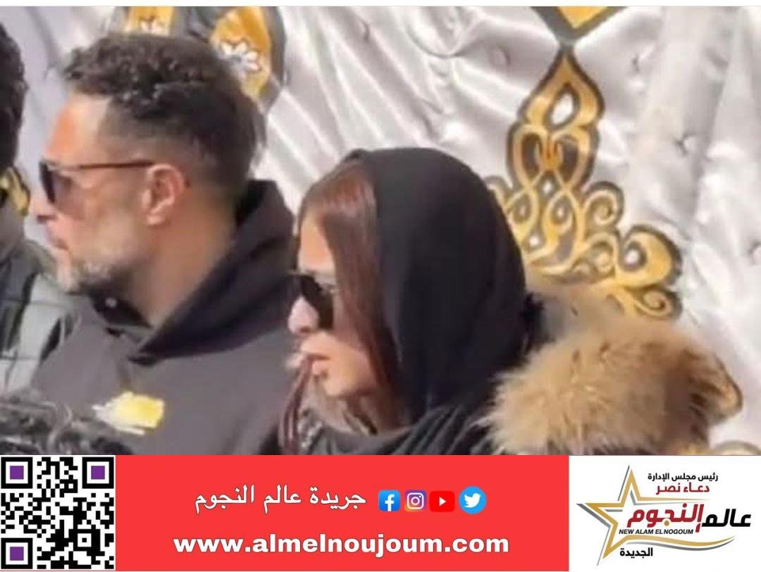 وائل عبد العزيز يعلق على اكتفاء شقيقته بإلغاء عزاء والدهما