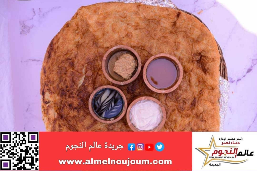أم يوسف.. سيدة مصرية تنقل نكهة الفطير الريفي إلى العالم