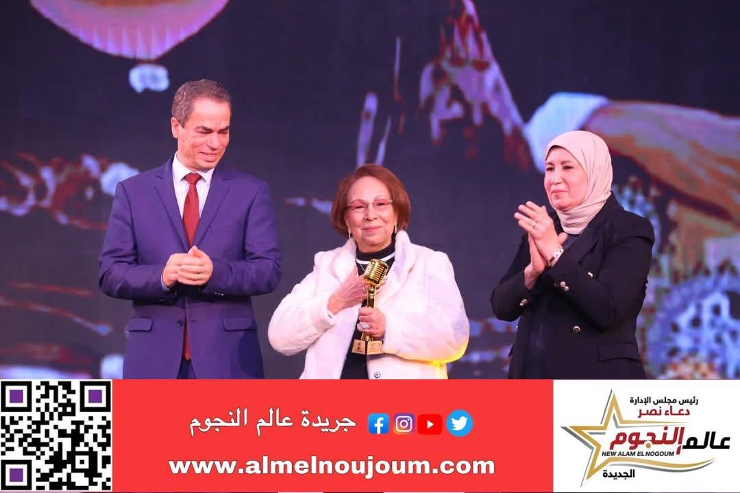 استقبال حافل للمخرجة الكبيرة إنعام محمد علي أثناء التكريم في ماسبيرو 