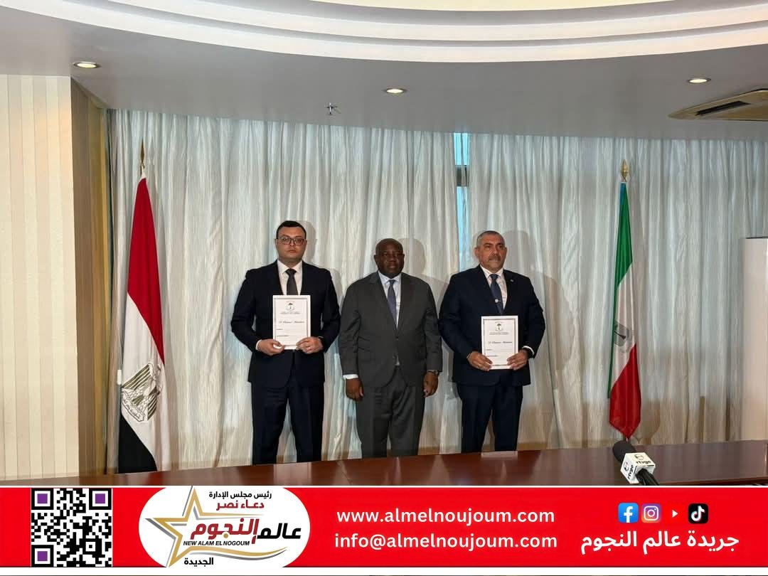 وزير الإسكان ونظيره بغينيا الاستوائية يوقعان مذكرة تـفاهم في مجالات الإسكان والتنمية العمرانية والبنية التحتية
