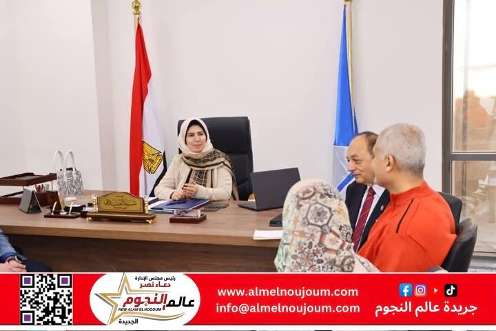 نائب محافظ دمياط تعقد اجتماعًا لمناقشة آليات تنفيذ الأداة الذكية لادارة المخلفات الصلبة