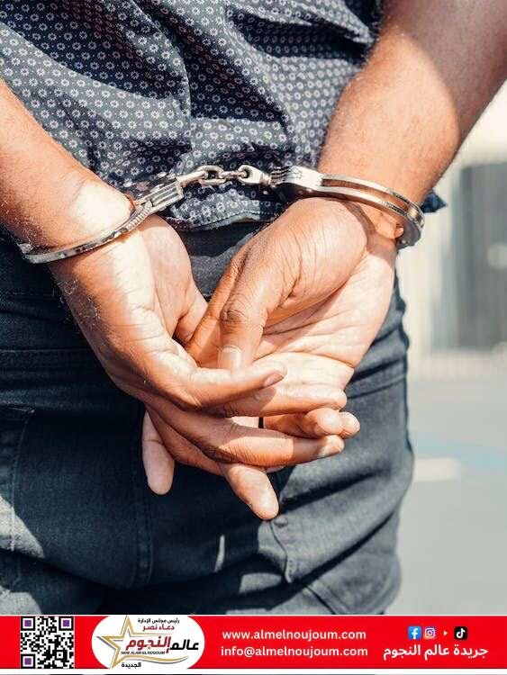 الداخلية تكشف تفاصيل سرقة هاتف بأسلوب المغافلة داخل محل بالإسكندرية