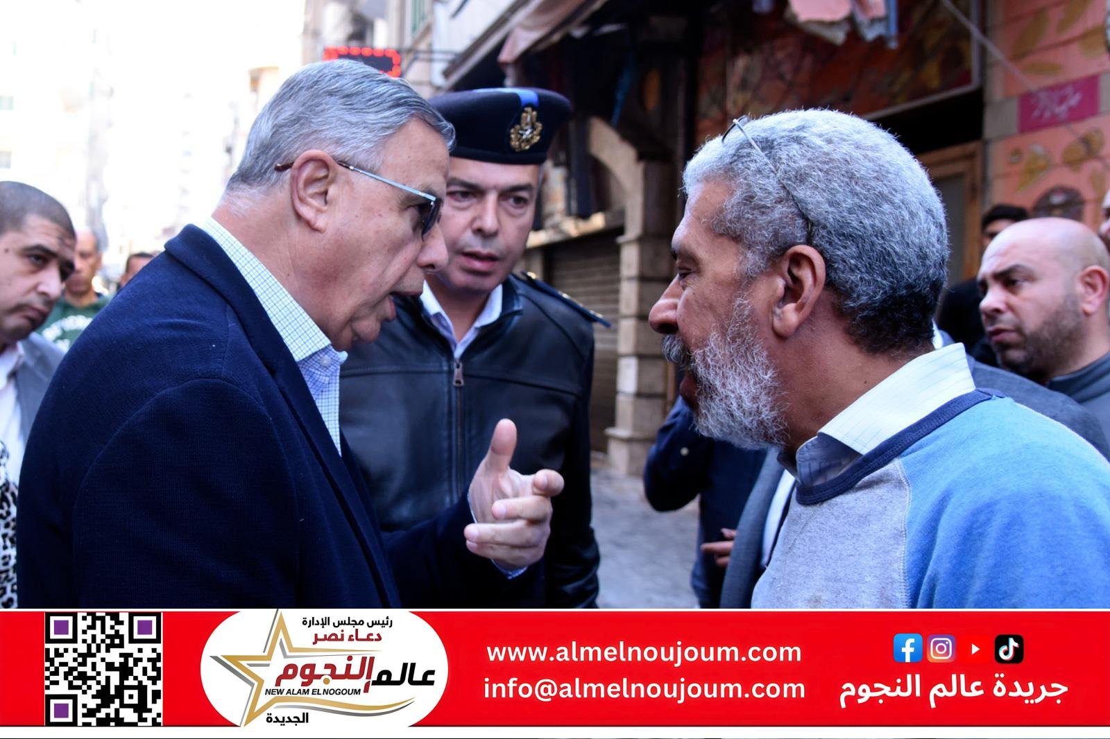 محافظ الإسكندرية يأمر بتحرير محاضر واغلاق وتشميع عدد 8 من المحال المخالفة داخل السوق