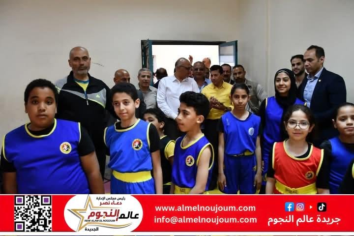 وزير الشباب والرياضة ومحافظ القليوبية يتفقدان مركز التنمية الشبابية بالعبور ويعلنان افتتاح الملعب الرئيسي 3 وزير الشباب والرياضة ومحافظ القليوبية يتفقدان مركز التنمية الشبابية بالعبور ويعلنان افتتاح الملعب الرئيسي