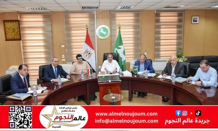 محافظ الشرقية يترأس لجان اختبارات المتقدمين لتجديد وظائف مديري عموم بالديوان العام ومديرية التنظيم والإدارة 