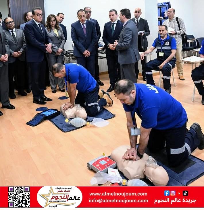 رئيس الوزراء يتفقد المركز القومي للتدريب بمقر هيئة الإسعاف المصرية