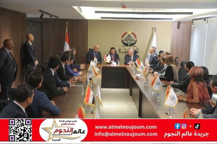 وزير الشباب والرياضة يشهد مراسم توقيع بروتوكول تعاون مع حزب الجبهة الوطنية