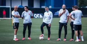 خوسيه ريبيرو يعلن تشكيله الأول للأهلي لمواجهة باتشوكا المكسيكي الودية