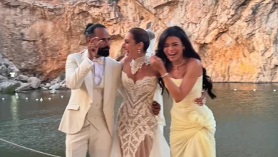 أسماء جلال تظهر بإطلالة جديدة من حفل زفاف أمينة خليل باليونان