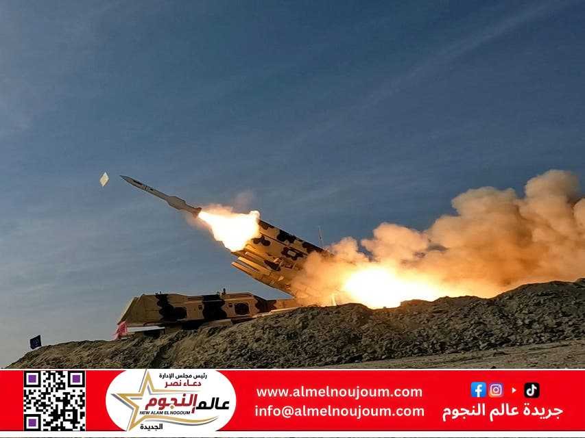 تصعيد خطير: إيران تطلق وابلًا من الصواريخ على إسرائيل والانفجارات تهز حيفا وتل أبيب