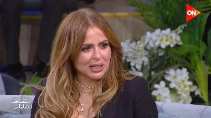 ياسمين الخطيب تنتقد سرقة لوحات فنية: "البجاحة زادت عن حدها!"
