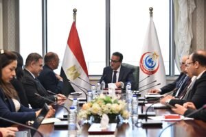 وزير الصحة يبحث مع وفد شركة «جونسون آند جونسون» سبل تعزيز التعاون في القطاع الصحي