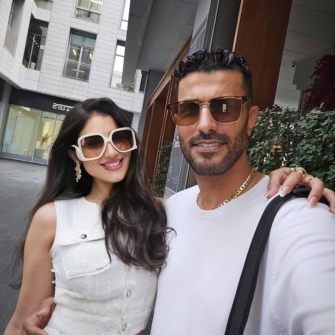 مي عمر ومحمد سامي يتألقان في أحدث ظهور بإطلالة أنيقة تخطف الأنظار