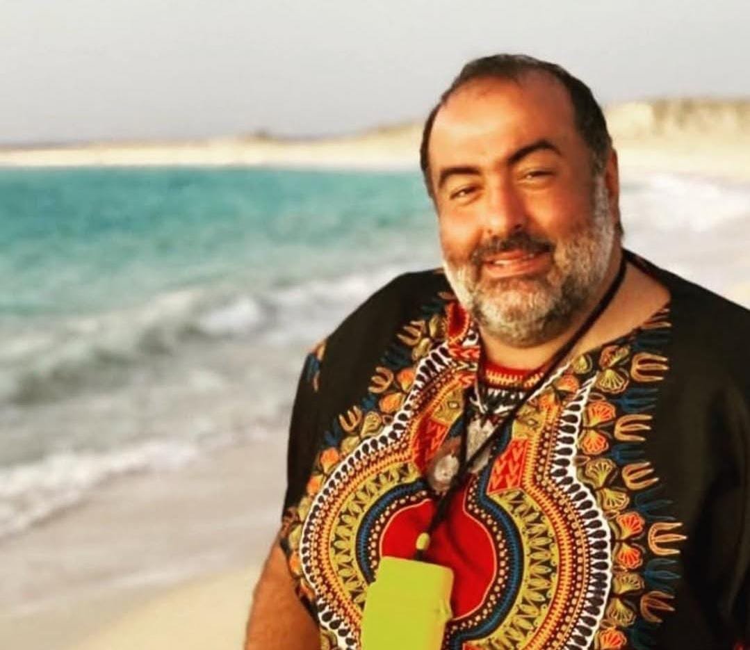 بسبب وفاة سامح عبدالعزيز.. تعرف على أسباب الإصابة بعدوى الدم