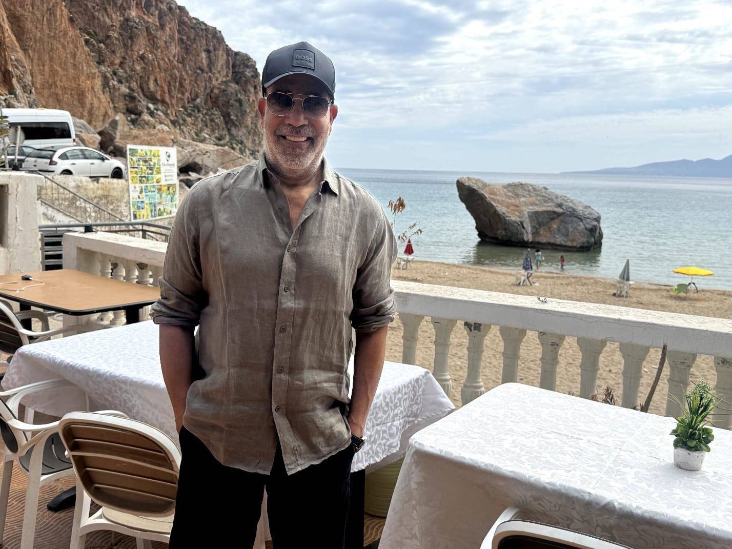 مدحت العدل يثير الجدل.. تعرف على السبب