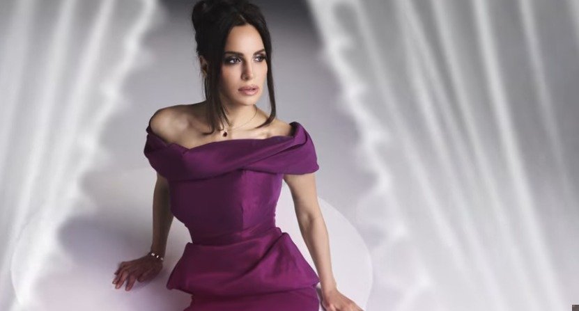 آمال ماهر تحتل الترند ب 8 أغنيات من ألبومها "حاجة غير" بعد 48 من طرحه