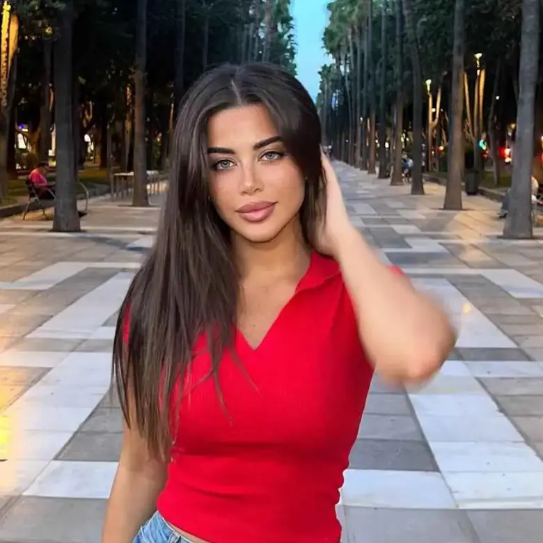 يارا السكري بين "صقر وكناريا" و"على ضهر راجل".. موسم فني مزدحم وجمهور مترقّب