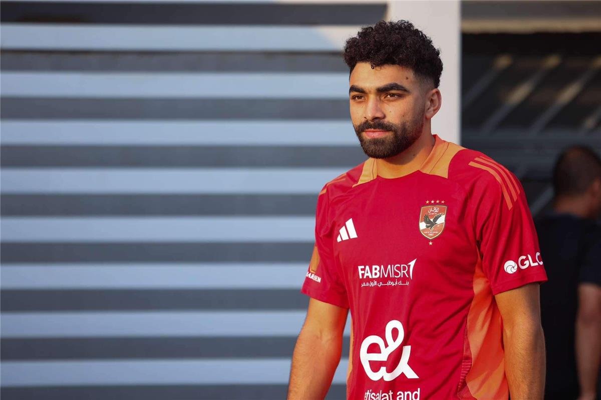 خالد عبد الفتاح يودع جمهور الاهلي قبل الإنتقال الي صفوف سيراميكا كليوباترا