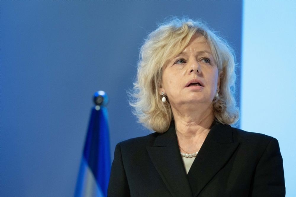 إسرائيل تحيل قائد مصلحة السجون للمحاكمة بتهمة إفشاء أسرار التحقيقات