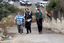 إصابة فلسطينيين في هجوم للمستعمرين على صوريف شمال غرب الخليل