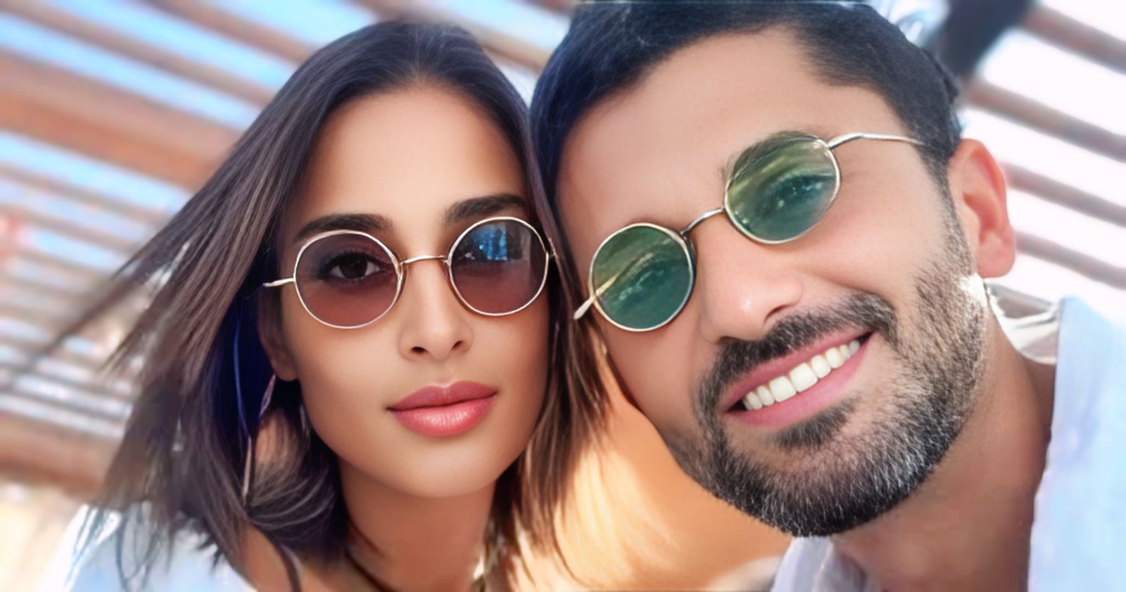 كريم محمود عبد العزيز يرد على شائعة انفصاله بصورة ورسالة حب لزوجته