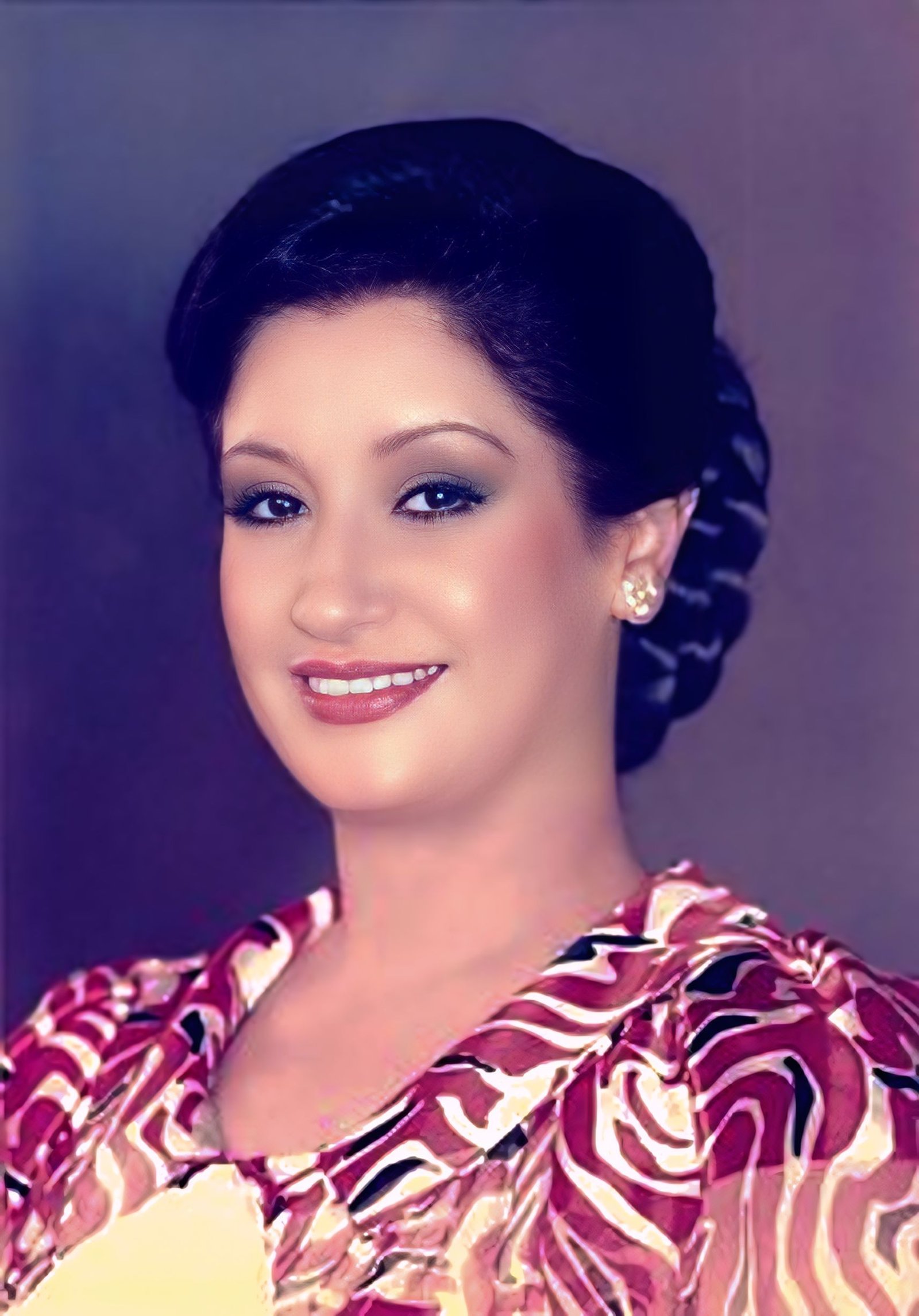 مقتل الفنانة فاتن فريد في جريمة مروعة داخل “البنزينة”.. تفاصيل الجريمة التي هزّت الوسط الفني