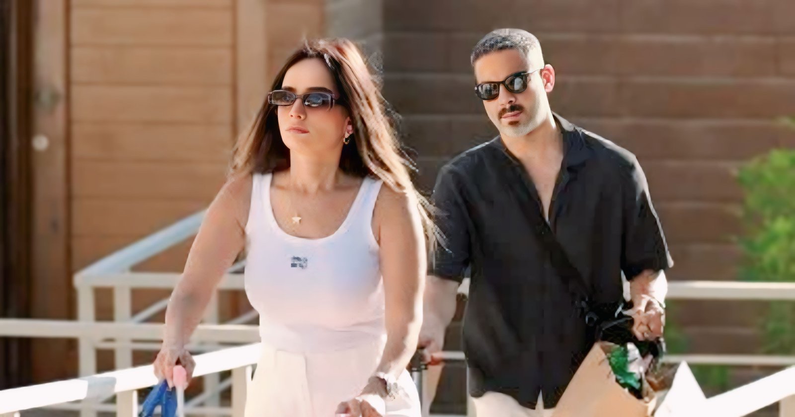 زينة تواصل مشوار "ورد وشوكولاتة" بين بيروت والقاهرة