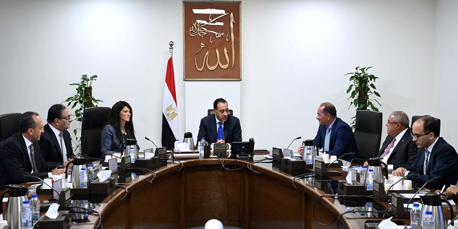 رئيس الوزراء يتابع آليات تنفيذ قانون تنظيم بعض الأحكام الخاصة بملكية الدولة في الشركات المملوكة لها