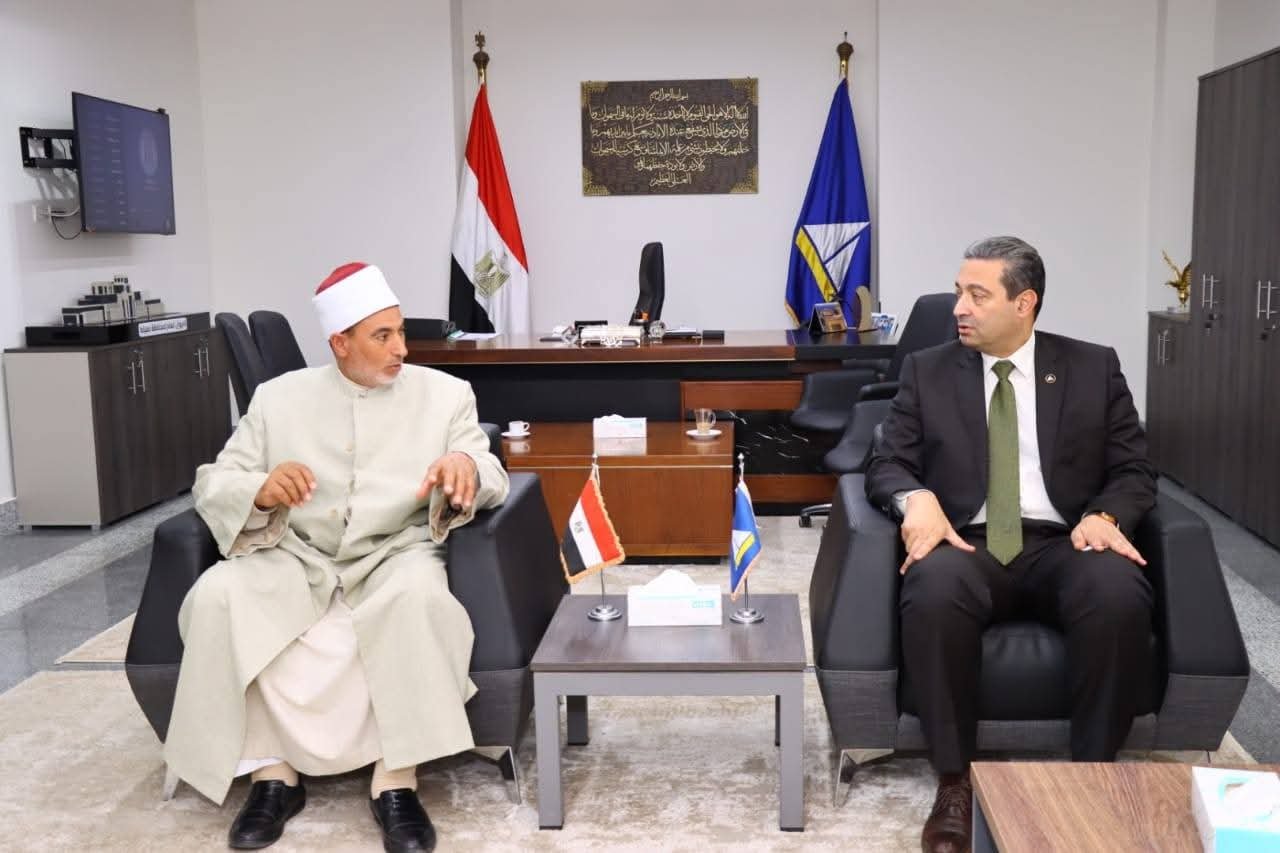 محافظ دمياط يستقبل واعظى قافلة مجمع البحوث الإسلامية