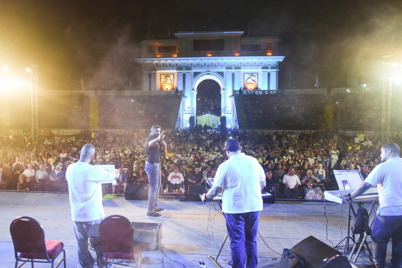 ختام فعاليات المهرجان الصيفي للموسيقى والغناء "صيف الأوبرا 2025" بستاد الإسكندرية