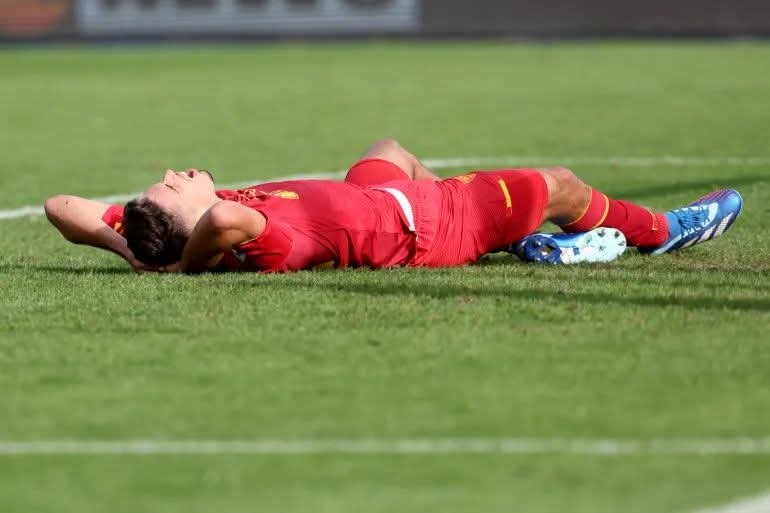 موهبة برشلونة السابق خوان جونزاليس يعلن اعتزاله كرة القدم بسبب أزمة قلبية مفاجئة 1 موهبة برشلونة السابق خوان جونزاليس يعلن اعتزاله كرة القدم بسبب أزمة قلبية مفاجئة