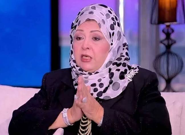 النجمة عفاف شعيب: سأتخذ الإجراءات اللازمة وأبلغ مباحث الانترنت 