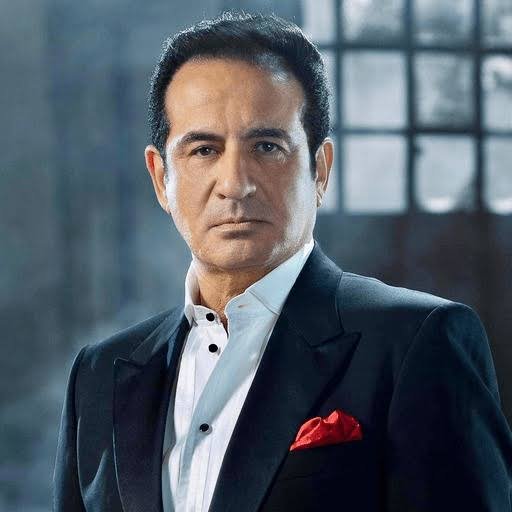 اعتدت الاحتفال بالمولد النبوي منذ طفولتي.. تصريحات محمد ثروت