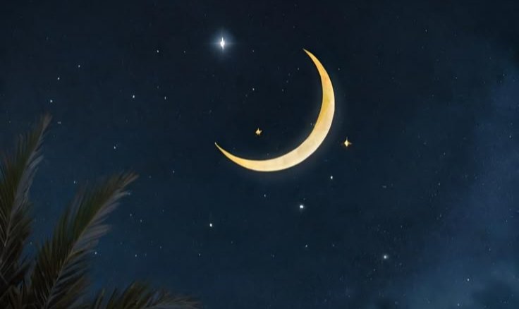 الخميس 19 فبراير.. الفلك يحدد أول أيام رمضان 2026 أعلنت الحسابات الفلكية الخاصة بالتقويم الهجري لعام 1447، أن غرة شهر رمضان المبارك لعام 2026 ستكون يوم الخميس 19 فبراير، وذلك وفقاً للدليل الهجري للعام الجديد. ويعتمد التقويم الهجري على دورة القمر حول الأرض، وهو ما يجعل تحديد بدايات الشهور مرتبطاً بالرؤية الشرعية للهلال، فيما يُستخدم الحساب الفلكي كمرجع استرشادي لتحديد المواقيت. ويُذكر أن التقويم الهجري أُنشئ في عهد الخليفة عمر بن الخطاب رضي الله عنه، وجُعلت هجرة الرسول صلى الله عليه وسلم من مكة إلى المدينة في 12 ربيع الأول مرجعاً لأول سنة فيه.