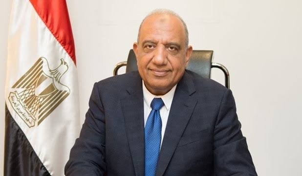 نجاة وزير الكهرباء من حادث سير مروع أثناء توجهه إلى مدينة العلمين