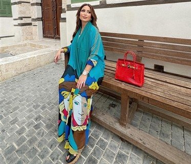 العراقة و الأصالة و الجمال..نسرين طافش خلال جولة في جدة