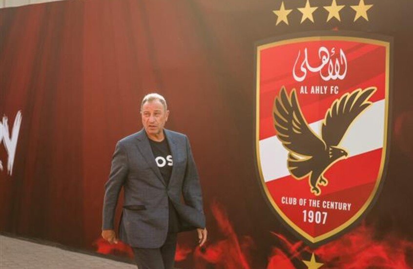 رسميا … محمود الخطيب رئيسا للنادي الأهلي للدورة الثالثة على التوالي بكامل أعضاء القائمة