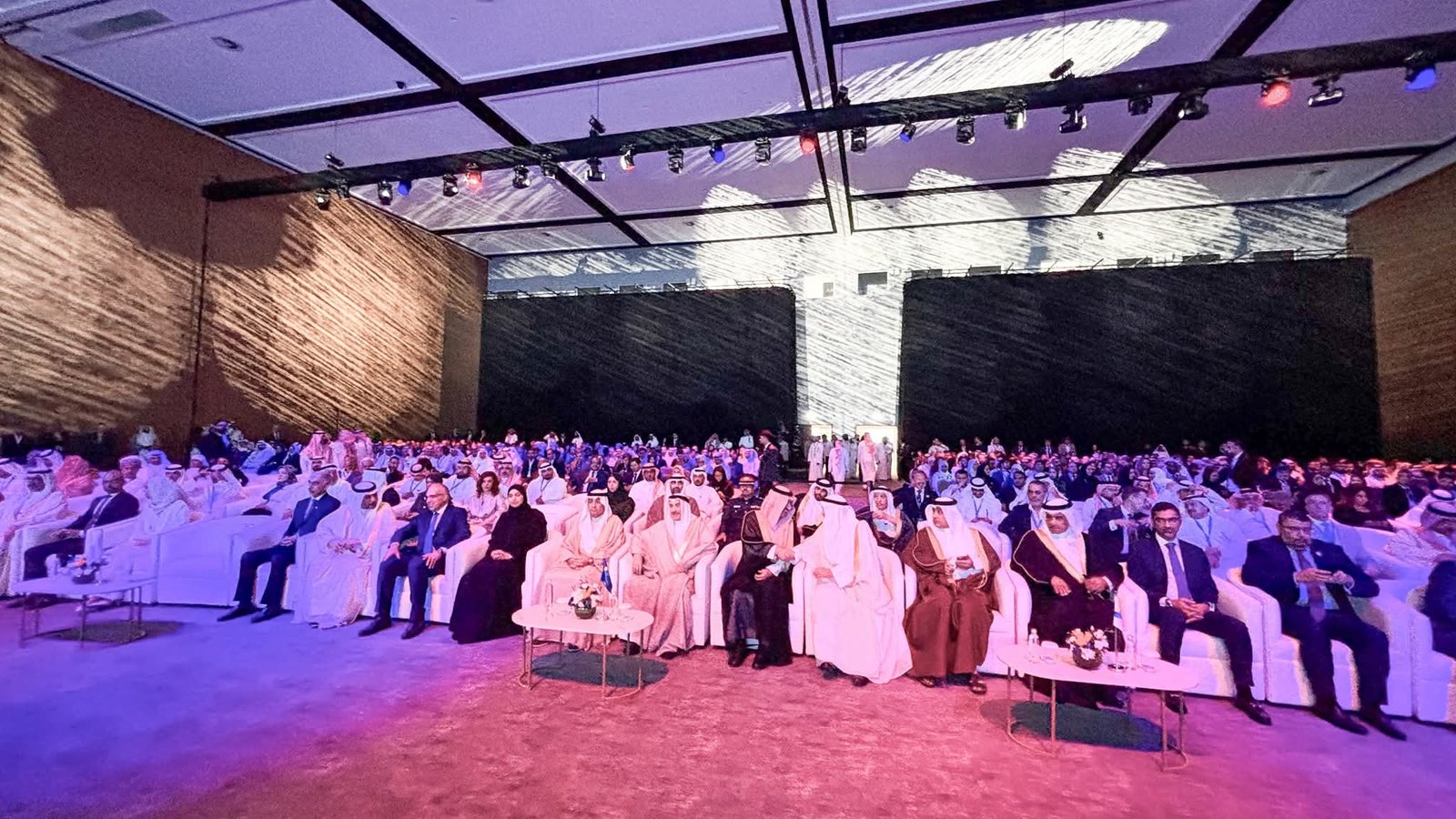 سويلم يشارك في فعاليات "المؤتمر العالمي الثاني للمياه والطاقة وتغير المناخ" المنعقد بدولة البحرين