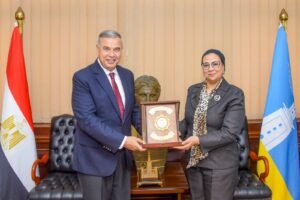 الفريق أحمد خالد محافظ الإسكندرية يلتقي ممثلي المجلس القومي للمرأة لتعزيز التعاون في دعم الجهود التنموية