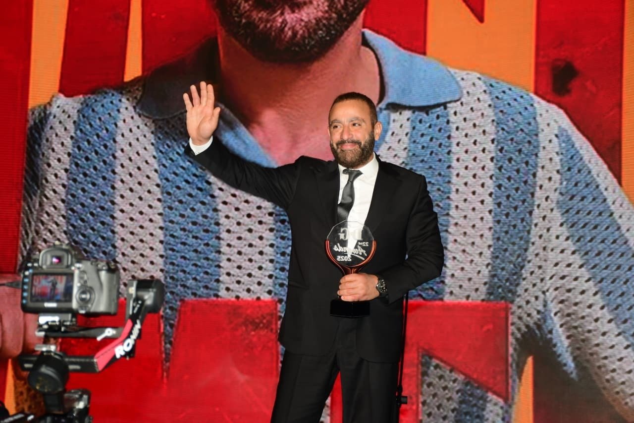 احمد السقا يفوز بجائزة افضل ممثل سينما عن فيلم أحمد وأحمد من دير جيست