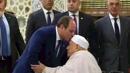 الرئيس السيسي يوجه بإطلاق اسم الدكتور أحمد عمر هاشم على أحد المساجد بالزقازيق