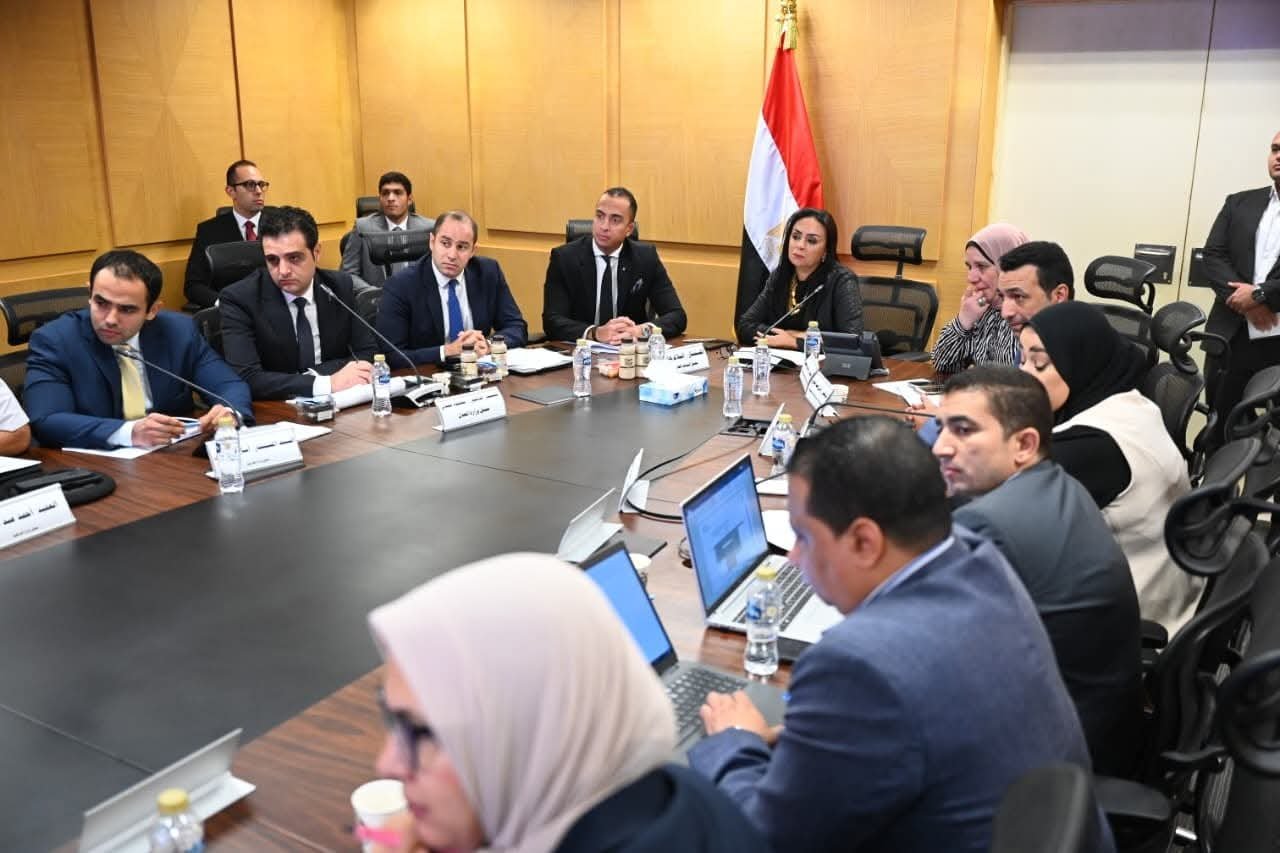 وزيرة التضامن تترأس اجتماع اللجنة العليا للأسر البديلة الكافلة 