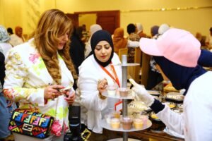 مصطفى راغب يخلّد بريشته مسيرة دعاء نصر في خدمة المجتمع