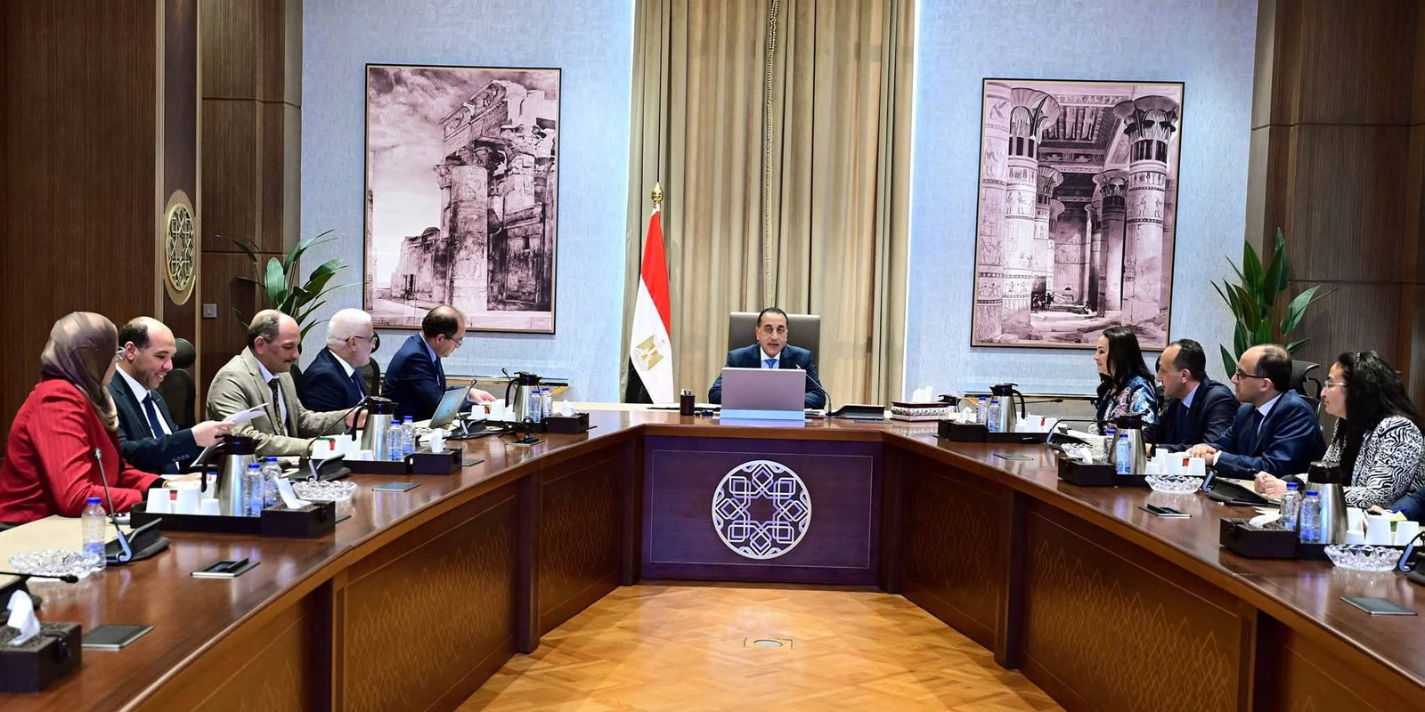 رئيس الوزراء يتابع الموقف المالي للهيئة القومية للتأمين الاجتماعي وسبل تعظيم إيراداتها