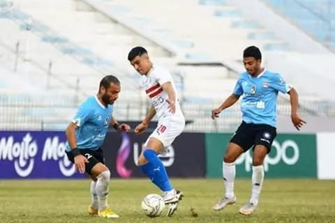 الأبيض والسماوي : لقاء التحدي والمصالحة