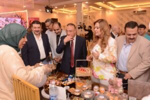 الإعلامي فوزي مقدام يتألق في تقديم فقرة التكريم بمبادرة “ساهم.. ساعد.. شارك” بالإسكندرية