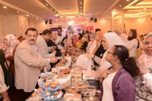 الإعلامي فوزي مقدام يتألق في تقديم فقرة التكريم بمبادرة “ساهم.. ساعد.. شارك” بالإسكندرية