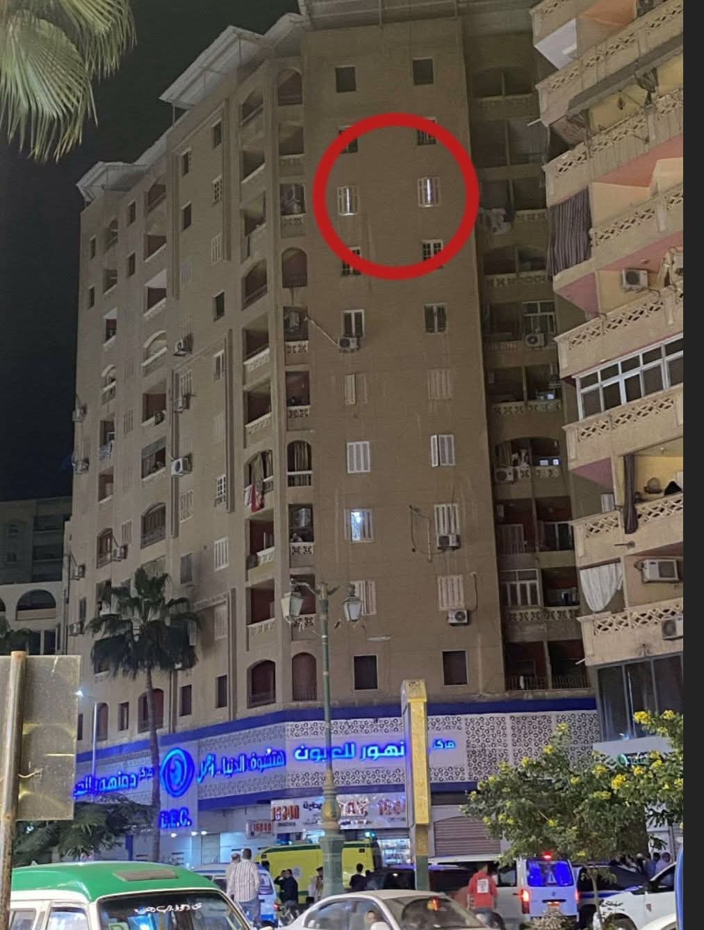 مأساة في دمنهور.. سقوط طفلين من الطابق العاشر بعد تركهما بمفردهما في الشقة