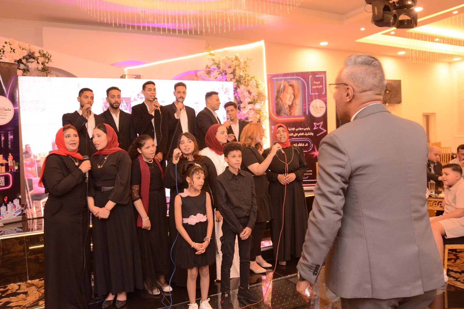 أنغام الوطن.. كورال أبو عوف يُشعل حماس المبادرة بالأغاني الوطنية