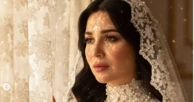 مي عز الدين تتألق بفستان الزفاف بتقنية الذكاء الاصطناعي